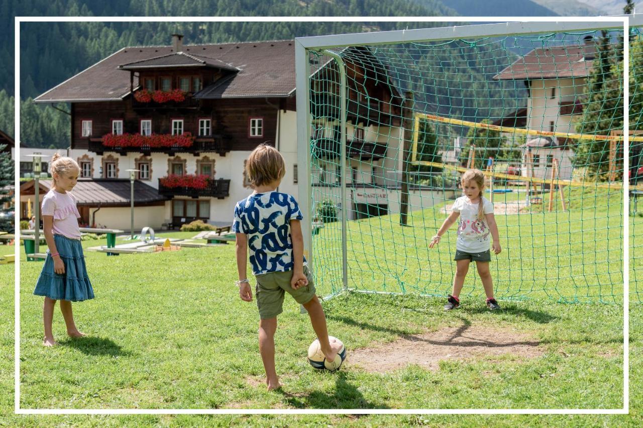 Design-Appartementhaus - Urlaubsresort Hafele Sankt Jakob in Defereggen Dış mekan fotoğraf